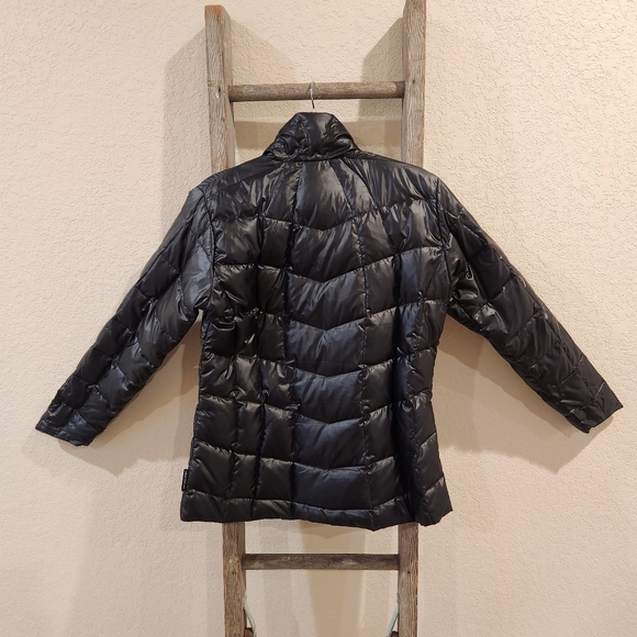 •RARE• obermeyer Women's Shiney Black Puffer Coat- Size Medium - Picture 2 of 6